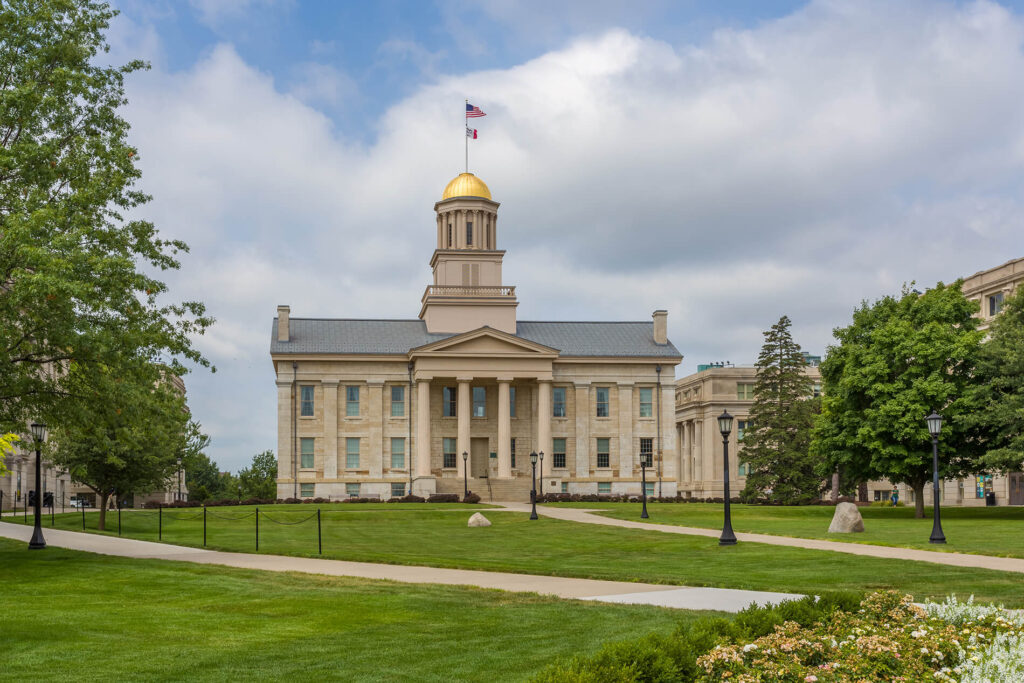 Bulding Iowa City Ia